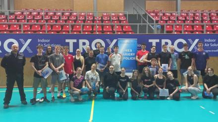 Studenti pomáhali nemocné holčičce